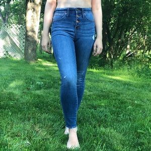 madewell 10” rise button front skinny jean